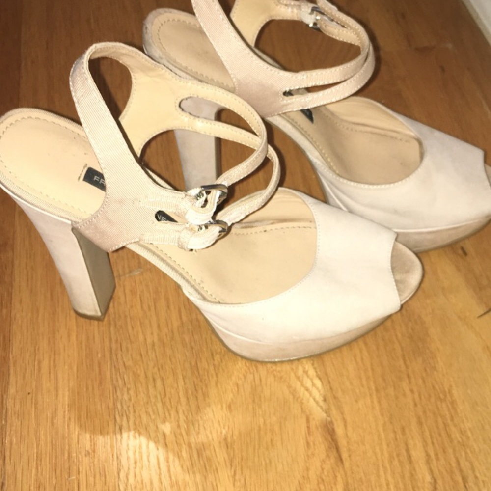 Beautiful French Connection platform heels - Picture 2 of 5